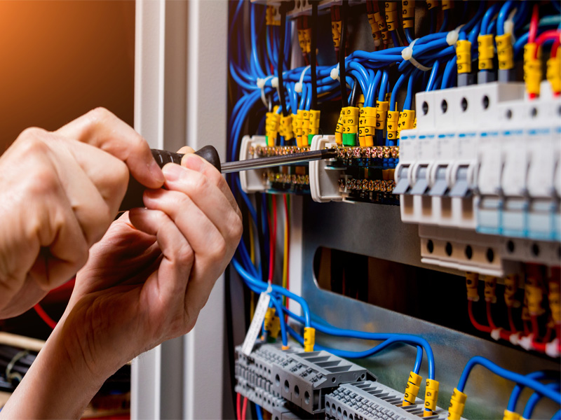 Signs of Faulty Wiring in your Northern Ireland Home